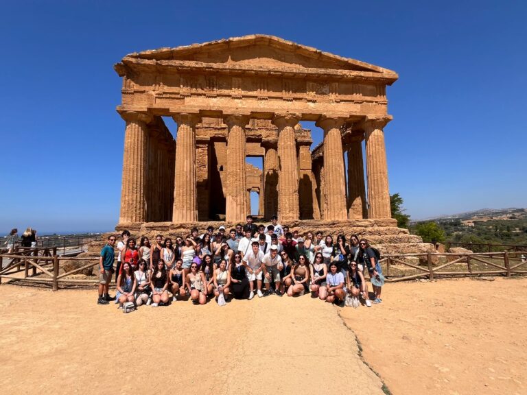 VIAJE DE ESTUDIOS ITALIA, TERCEROS AÑOS MEDIOS, 2025: UNA EXPERIENCIA FORMATIVA INTEGRAL DE EXCELENCIA.